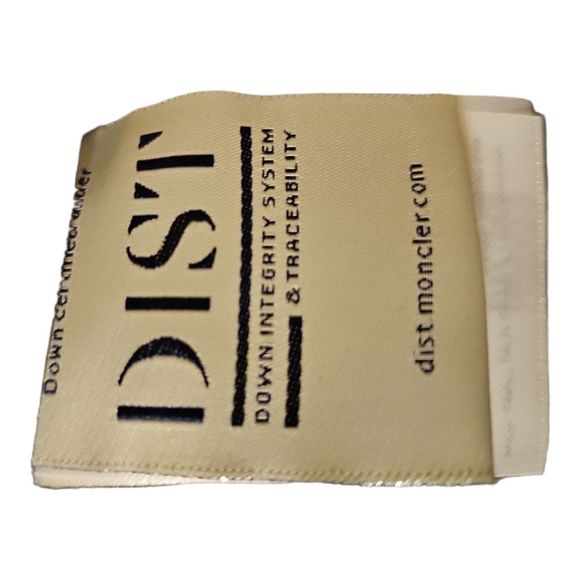 SOLD!! MONCLER Girl's Black Puffer Jacket - Size 5 - Picture 9 of 12